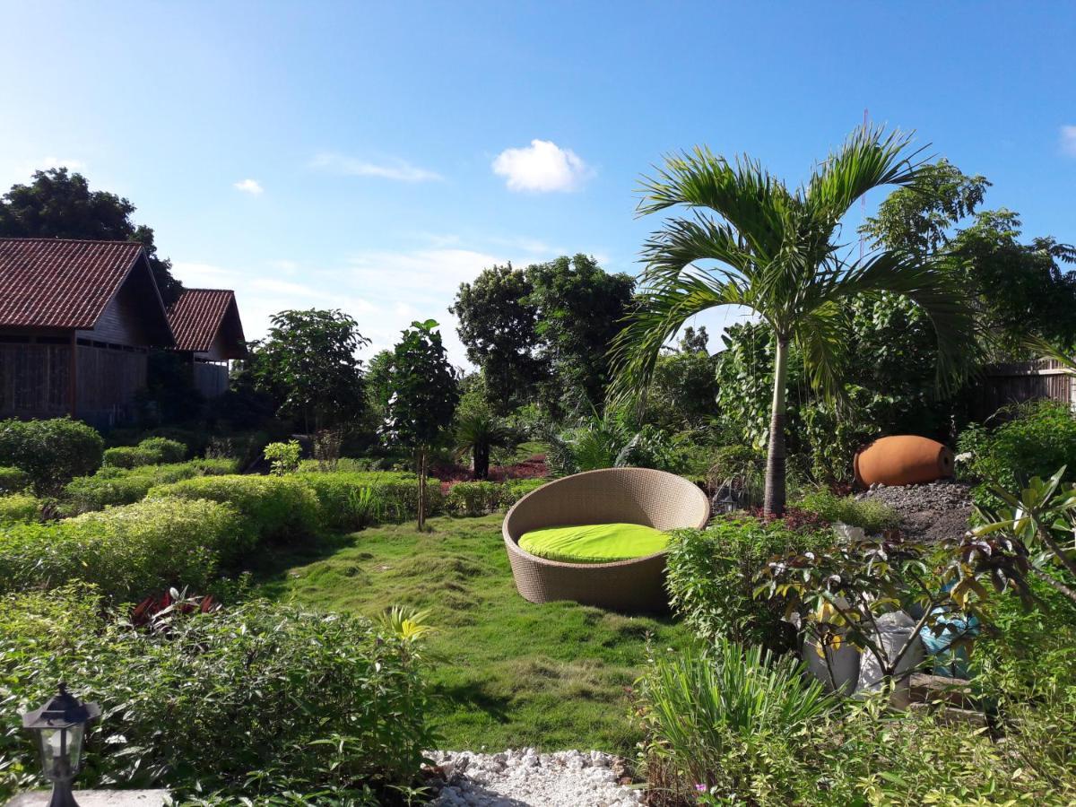 Marind Dive Eco Resort Waha Exterior foto