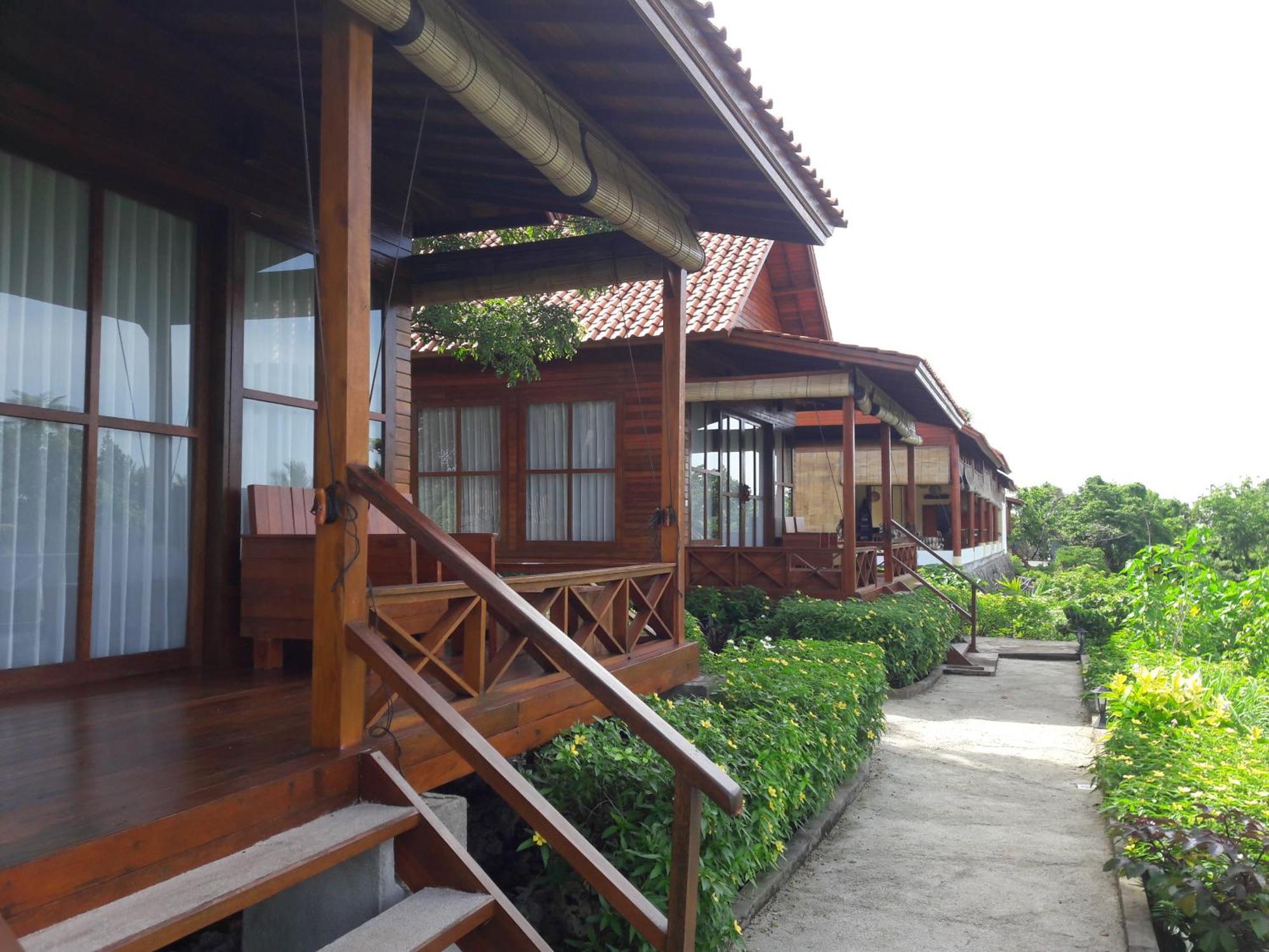 Marind Dive Eco Resort Waha Exterior foto