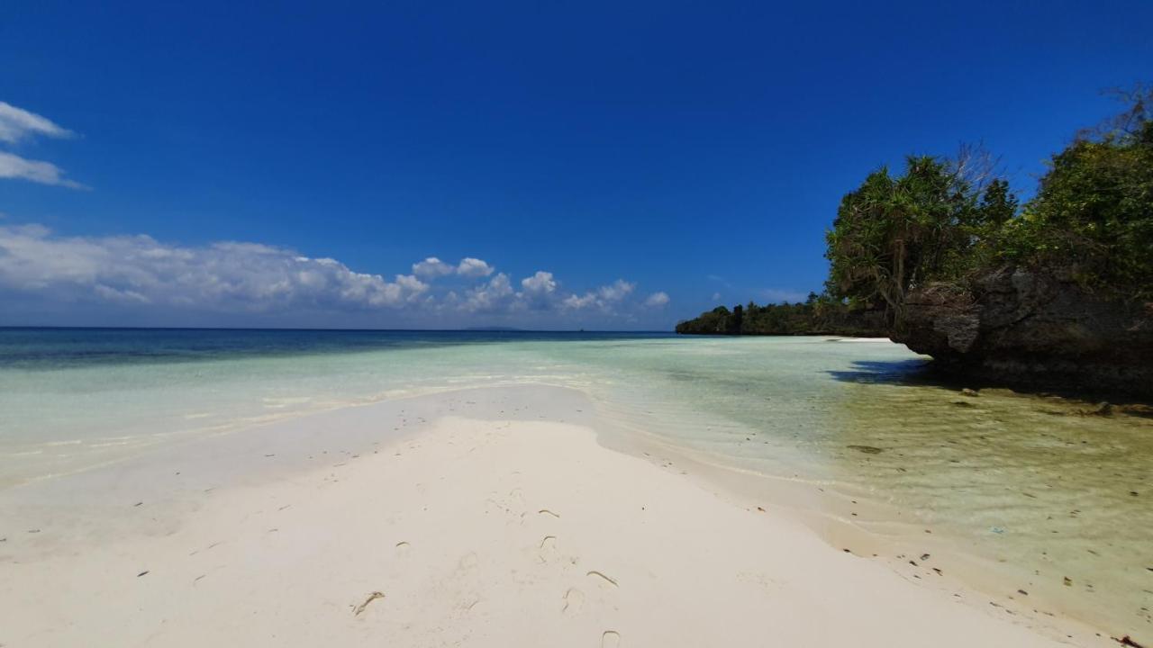 Marind Dive Eco Resort Waha Exterior foto